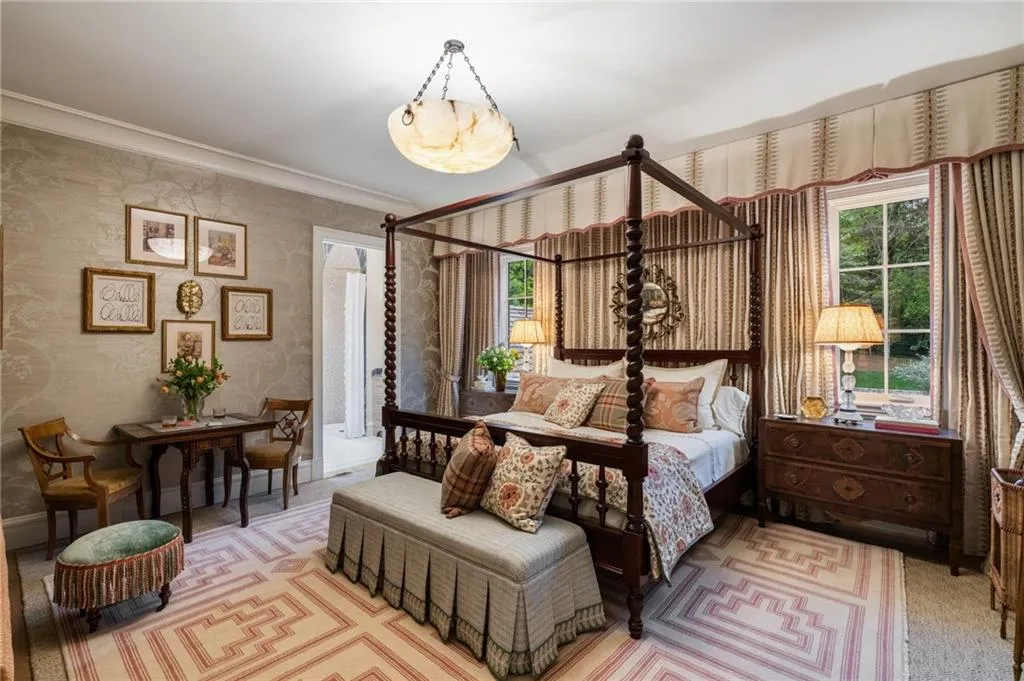 41 Blackland Road Nw, Atlanta, Georgia 30342, 7 Bedrooms Bedrooms, ,6 BathroomsBathrooms,Residential,For Sale,41 Blackland Road Nw,7540360