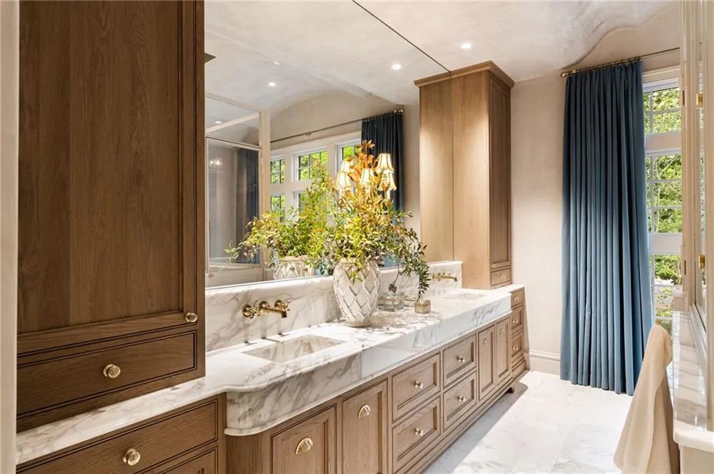 41 Blackland Road Nw, Atlanta, Georgia 30342, 7 Bedrooms Bedrooms, ,6 BathroomsBathrooms,Residential,For Sale,41 Blackland Road Nw,7540360