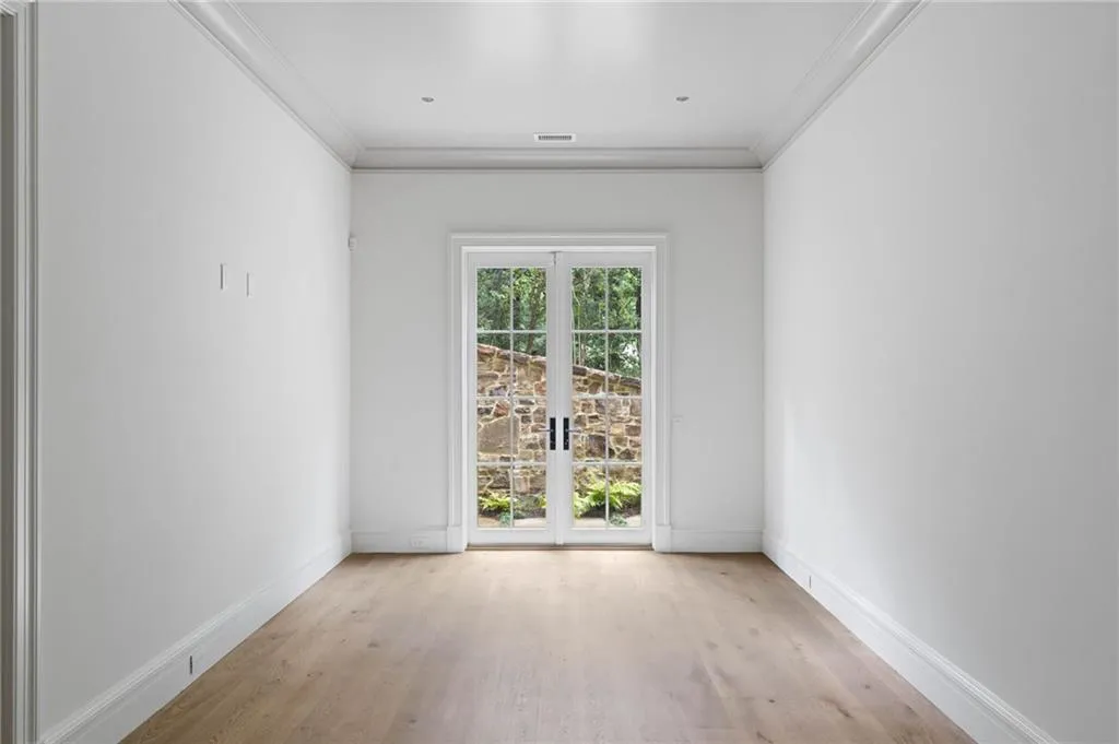 41 Blackland Road Nw, Atlanta, Georgia 30342, 7 Bedrooms Bedrooms, ,6 BathroomsBathrooms,Residential,For Sale,41 Blackland Road Nw,7540360