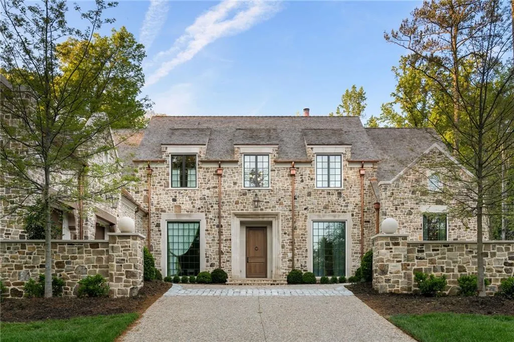 41 Blackland Road Nw, Atlanta, Georgia 30342, 7 Bedrooms Bedrooms, ,6 BathroomsBathrooms,Residential,For Sale,41 Blackland Road Nw,7540360