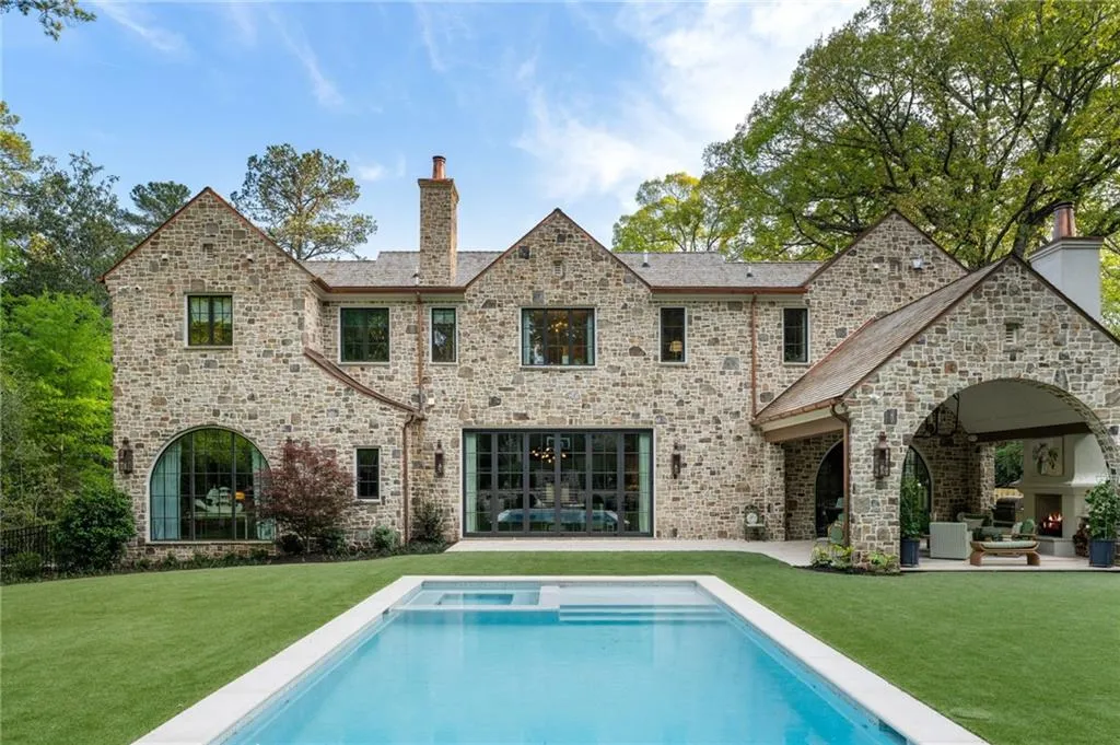 41 Blackland Road Nw, Atlanta, Georgia 30342, 7 Bedrooms Bedrooms, ,6 BathroomsBathrooms,Residential,For Sale,41 Blackland Road Nw,7540360