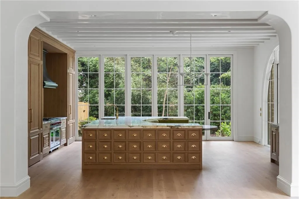 41 Blackland Road Nw, Atlanta, Georgia 30342, 7 Bedrooms Bedrooms, ,6 BathroomsBathrooms,Residential,For Sale,41 Blackland Road Nw,7540360