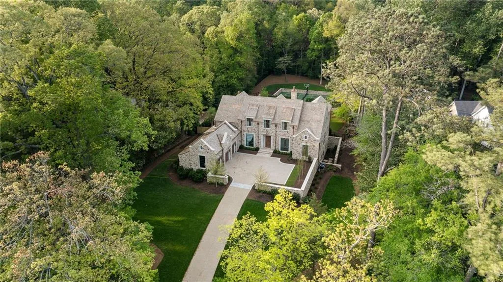 41 Blackland Road Nw, Atlanta, Georgia 30342, 7 Bedrooms Bedrooms, ,6 BathroomsBathrooms,Residential,For Sale,41 Blackland Road Nw,7540360