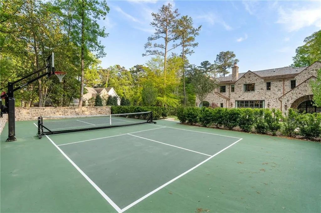 41 Blackland Road Nw, Atlanta, Georgia 30342, 7 Bedrooms Bedrooms, ,6 BathroomsBathrooms,Residential,For Sale,41 Blackland Road Nw,7540360