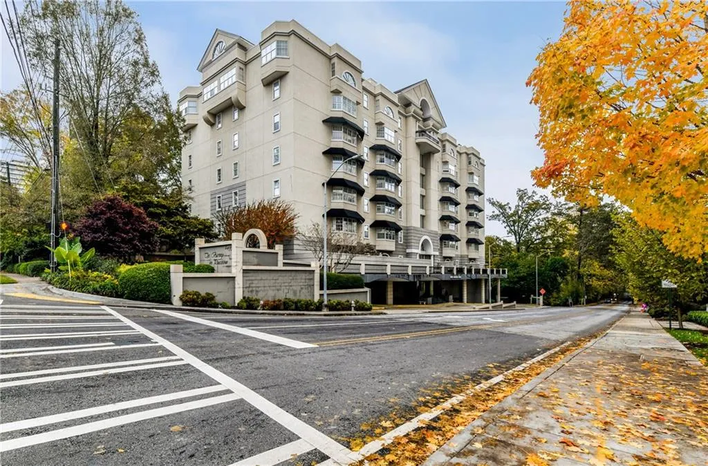 2499 Peachtree Road Ne Unit 302, Atlanta, Georgia 30305, 2 Bedrooms Bedrooms, ,2 BathroomsBathrooms,Residential,Sold,2499 Peachtree Road Ne Unit 302,6101376 2499 Peachtree Road Ne Unit 302, Atlanta, Georgia 30305, 2 Bedrooms Bedrooms, ,2 BathroomsBathrooms,Residential,Sold,2499 Peachtree Road Ne Unit 302,6101376