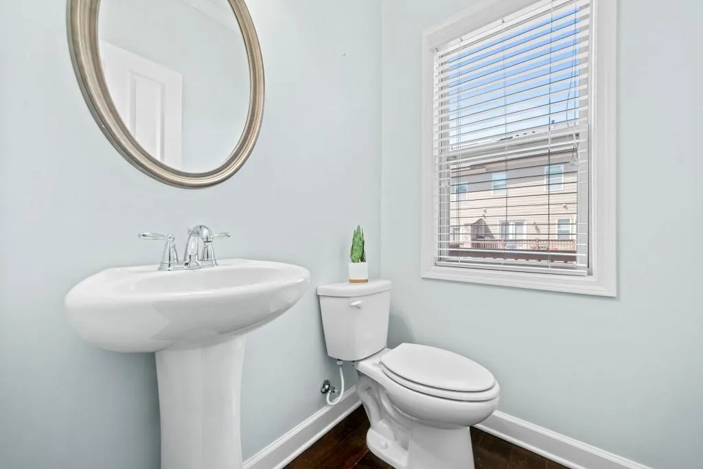 7410 Highland Bluff, Atlanta, Georgia 30328, 3 Bedrooms Bedrooms, ,3 BathroomsBathrooms,Residential,Sold,7410 Highland Bluff,7443263