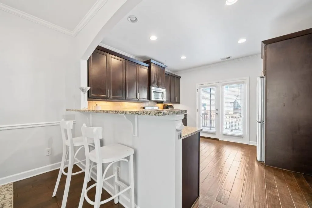 7410 Highland Bluff, Atlanta, Georgia 30328, 3 Bedrooms Bedrooms, ,3 BathroomsBathrooms,Residential,Sold,7410 Highland Bluff,7443263