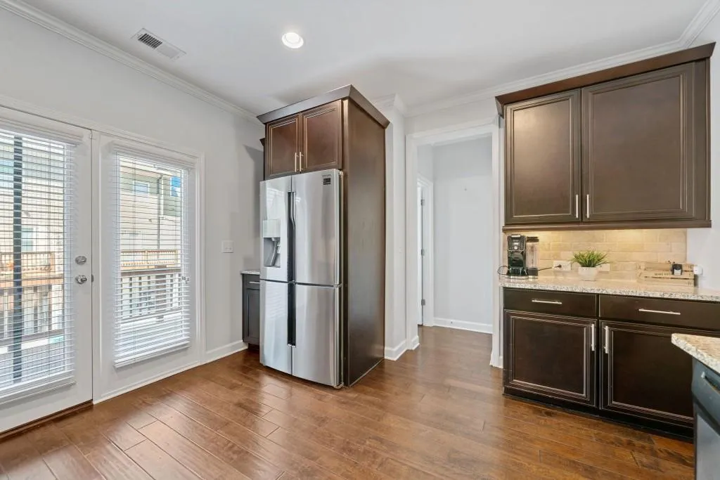 7410 Highland Bluff, Atlanta, Georgia 30328, 3 Bedrooms Bedrooms, ,3 BathroomsBathrooms,Residential,Sold,7410 Highland Bluff,7443263