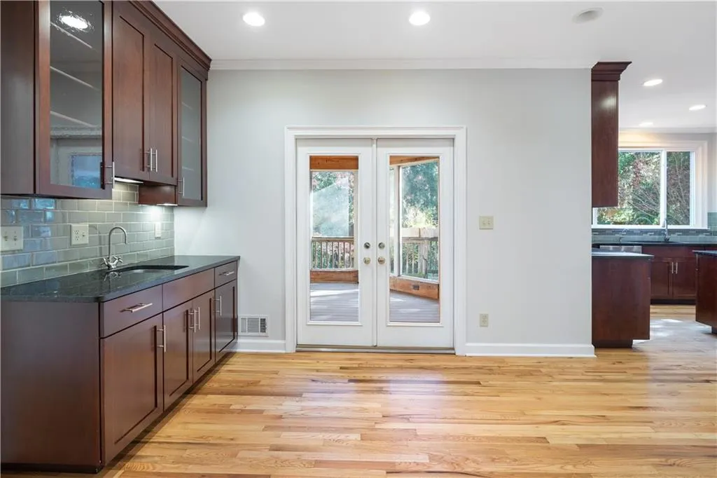 7455 Chestwick Court, Sandy Springs, Georgia 30350, 4 Bedrooms Bedrooms, ,3 BathroomsBathrooms,Residential,Sold,7455 Chestwick Court,6826671