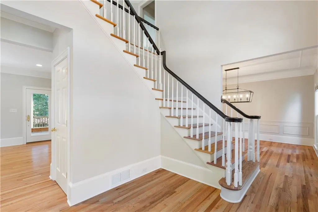 7455 Chestwick Court, Sandy Springs, Georgia 30350, 4 Bedrooms Bedrooms, ,3 BathroomsBathrooms,Residential,Sold,7455 Chestwick Court,6826671