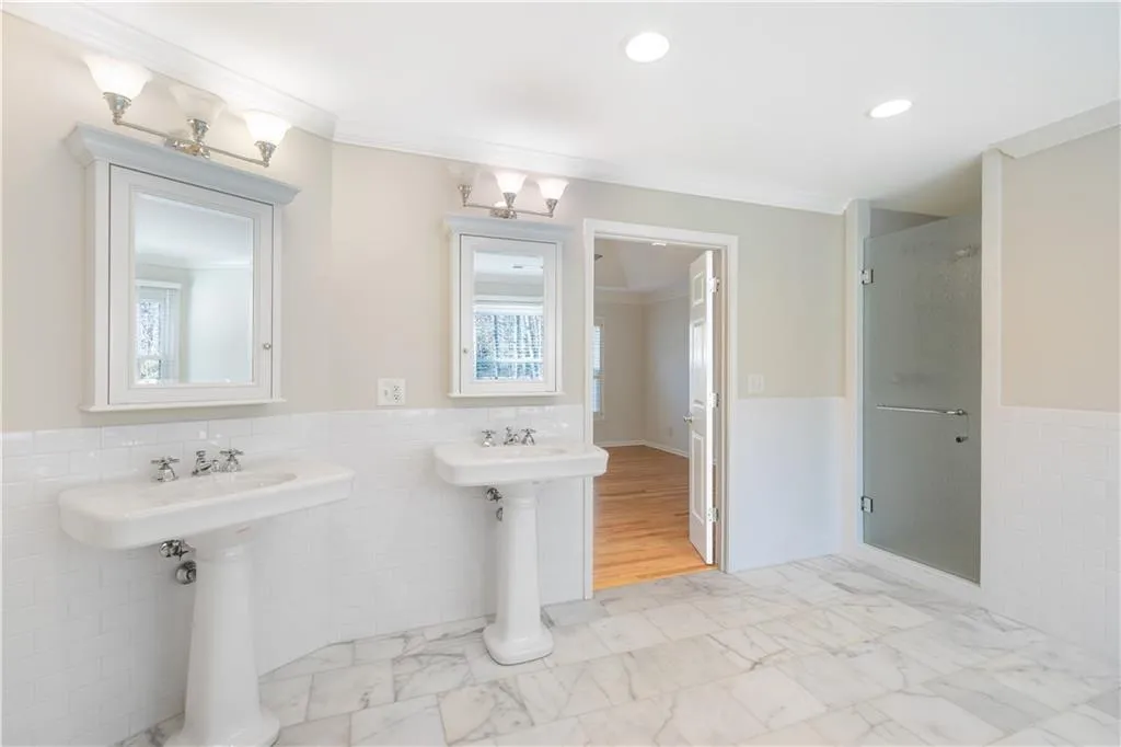 7455 Chestwick Court, Sandy Springs, Georgia 30350, 4 Bedrooms Bedrooms, ,3 BathroomsBathrooms,Residential,Sold,7455 Chestwick Court,6826671