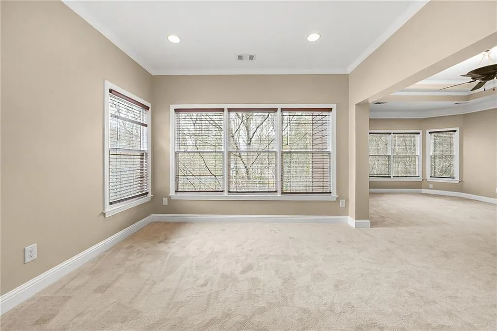 225 Lake Summit View, Atlanta, Georgia 30342, 5 Bedrooms Bedrooms, ,4 BathroomsBathrooms,Residential,For Sale,225 Lake Summit View,7695290