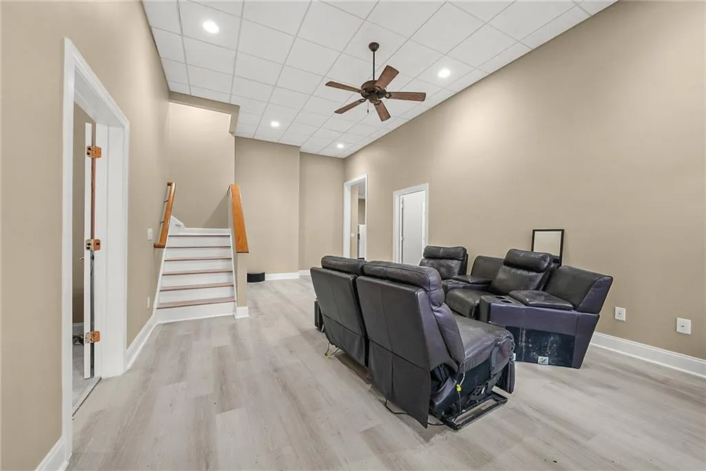 225 Lake Summit View, Atlanta, Georgia 30342, 5 Bedrooms Bedrooms, ,4 BathroomsBathrooms,Residential,For Sale,225 Lake Summit View,7695290