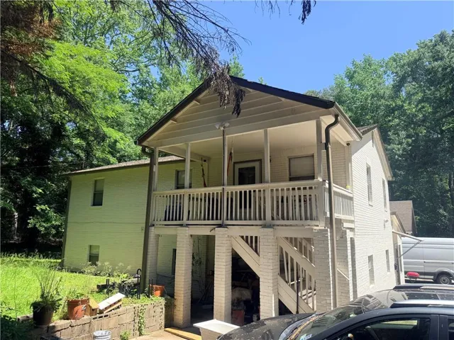 566 Hillcrest Rd, Lilburn, Georgia 30047