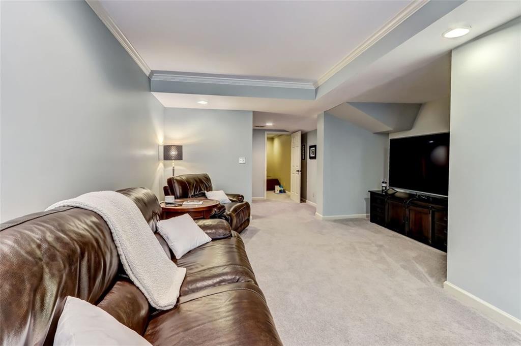Great place to read, play cards & games and watch TV