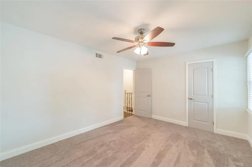 6700 Roswell Road Unit 21d, Atlanta, Georgia 30328, 2 Bedrooms Bedrooms, ,1 BathroomBathrooms,Residential,Sold,6700 Roswell Road Unit 21d,6894491