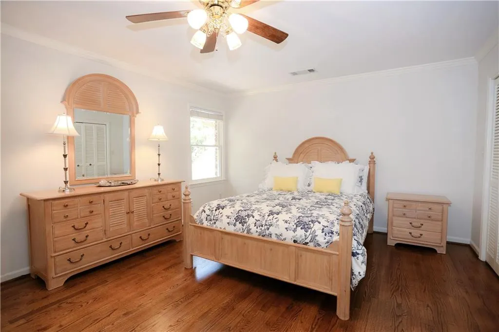 3235 Jett Ferry Court, Sandy Springs, Georgia 30350, 5 Bedrooms Bedrooms, ,4 BathroomsBathrooms,Residential,Sold,3235 Jett Ferry Court,5928561