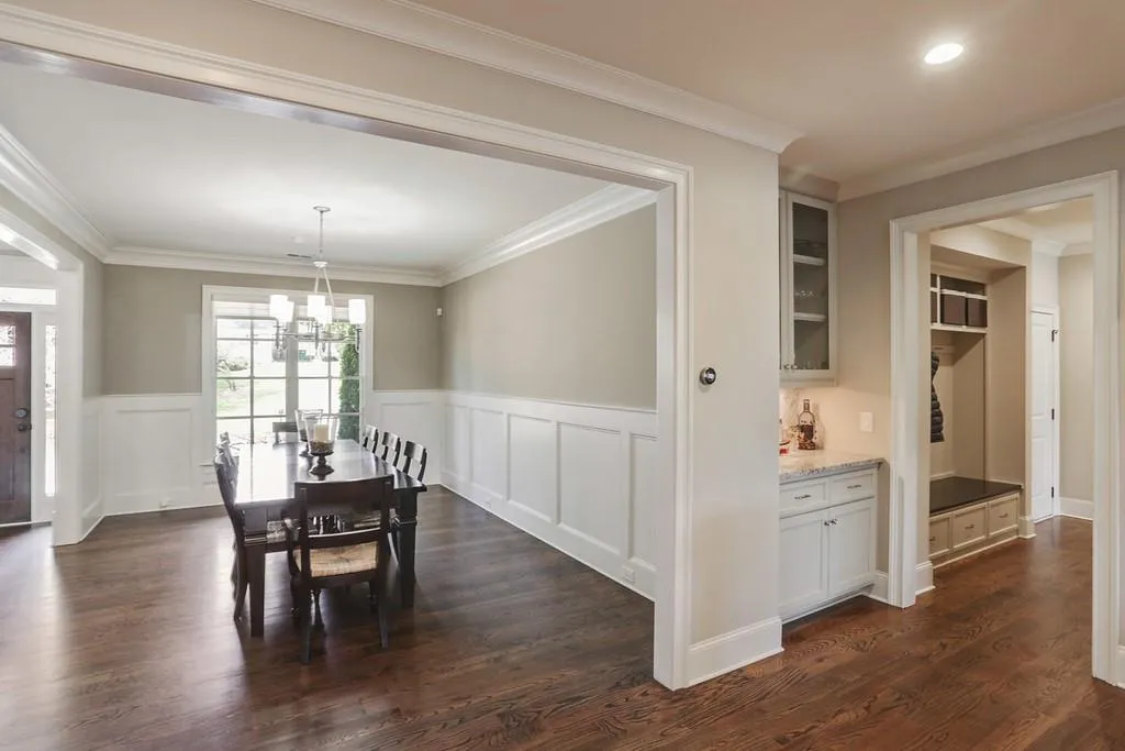 6295 Ferry Drive, Atlanta, Georgia 30328, 5 Bedrooms Bedrooms, ,4 BathroomsBathrooms,Residential,Sold,6295 Ferry Drive,6519448