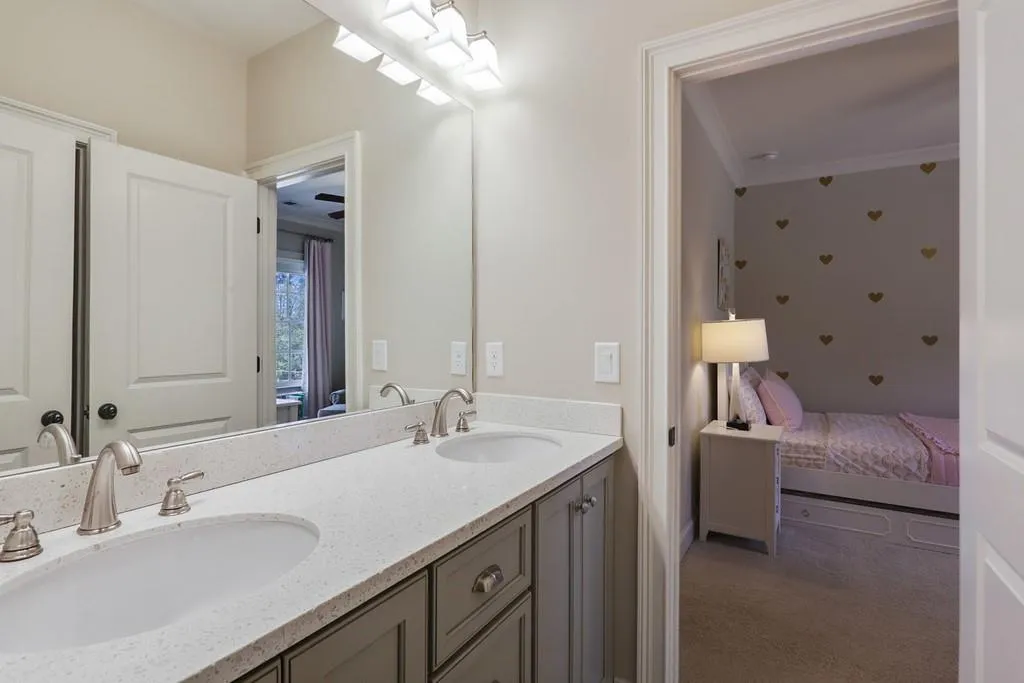 6295 Ferry Drive, Atlanta, Georgia 30328, 5 Bedrooms Bedrooms, ,4 BathroomsBathrooms,Residential,Sold,6295 Ferry Drive,6519448