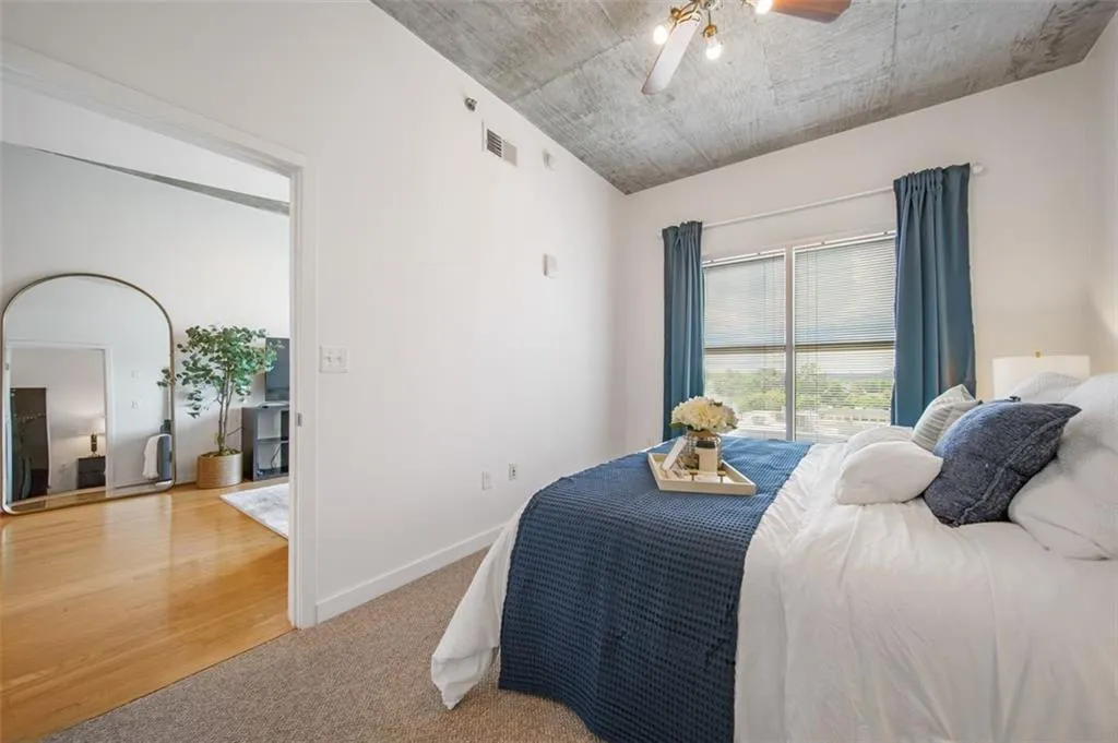 250 Pharr Road Ne Unit 412, Atlanta, Georgia 30305, 1 Bedroom Bedrooms, ,1 BathroomBathrooms,Residential,For Sale,250 Pharr Road Ne Unit 412,7618637