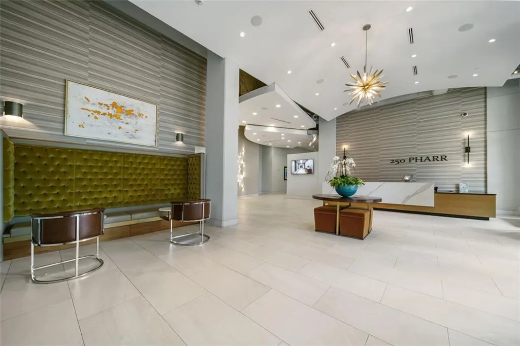 250 Pharr Road Ne Unit 412, Atlanta, Georgia 30305, 1 Bedroom Bedrooms, ,1 BathroomBathrooms,Residential,For Sale,250 Pharr Road Ne Unit 412,7618637