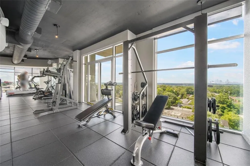 250 Pharr Road Ne Unit 412, Atlanta, Georgia 30305, 1 Bedroom Bedrooms, ,1 BathroomBathrooms,Residential,For Sale,250 Pharr Road Ne Unit 412,7618637