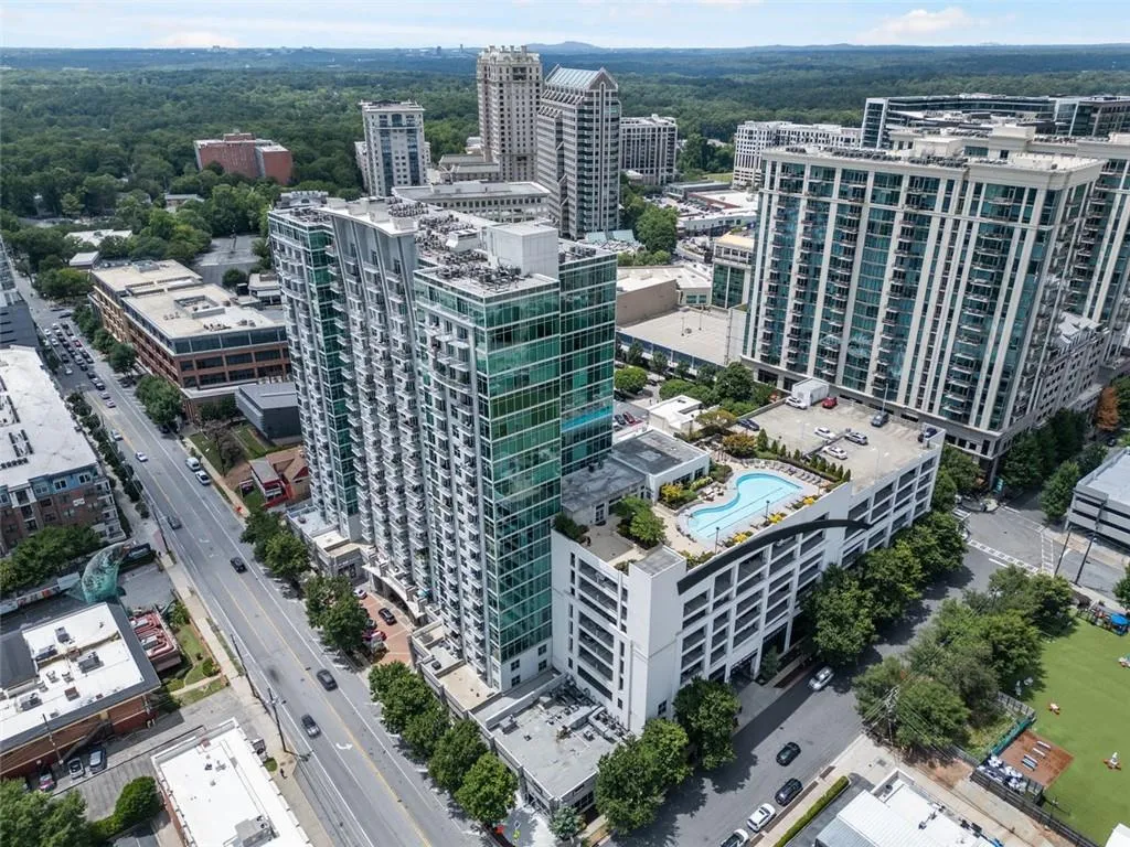250 Pharr Road Ne Unit 412, Atlanta, Georgia 30305, 1 Bedroom Bedrooms, ,1 BathroomBathrooms,Residential,For Sale,250 Pharr Road Ne Unit 412,7618637