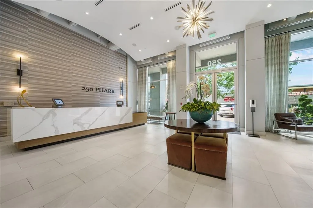 250 Pharr Road Ne Unit 412, Atlanta, Georgia 30305, 1 Bedroom Bedrooms, ,1 BathroomBathrooms,Residential,For Sale,250 Pharr Road Ne Unit 412,7618637