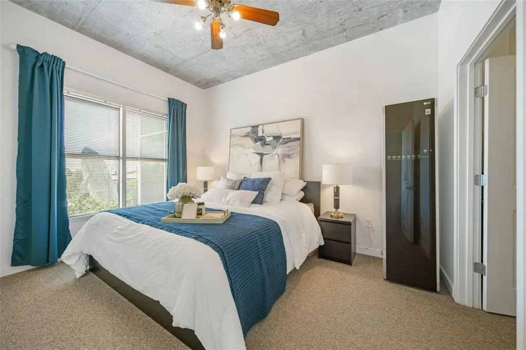 250 Pharr Road Ne Unit 412, Atlanta, Georgia 30305, 1 Bedroom Bedrooms, ,1 BathroomBathrooms,Residential,For Sale,250 Pharr Road Ne Unit 412,7618637