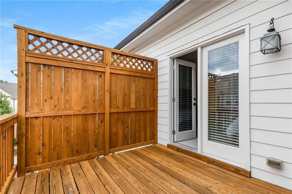 4330 Parkside Place, Atlanta, Georgia 30342, 2 Bedrooms Bedrooms, ,3 BathroomsBathrooms,Residential,For Sale,4330 Parkside Place,7654807