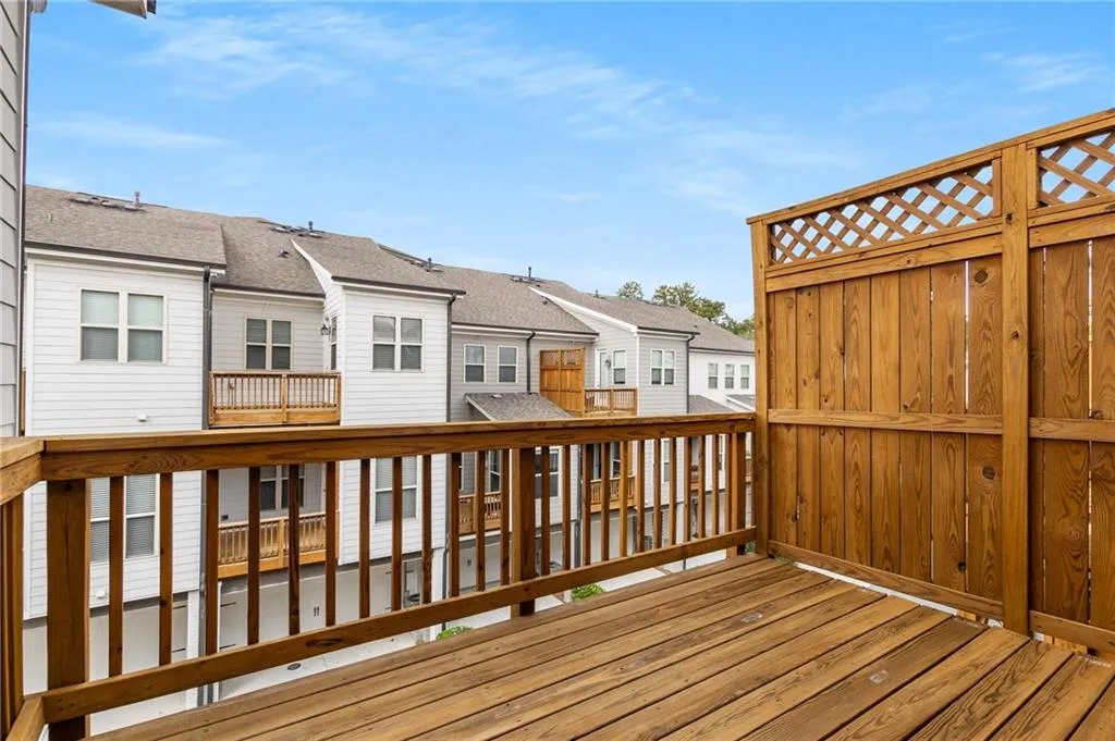4330 Parkside Place, Atlanta, Georgia 30342, 2 Bedrooms Bedrooms, ,3 BathroomsBathrooms,Residential,For Sale,4330 Parkside Place,7654807
