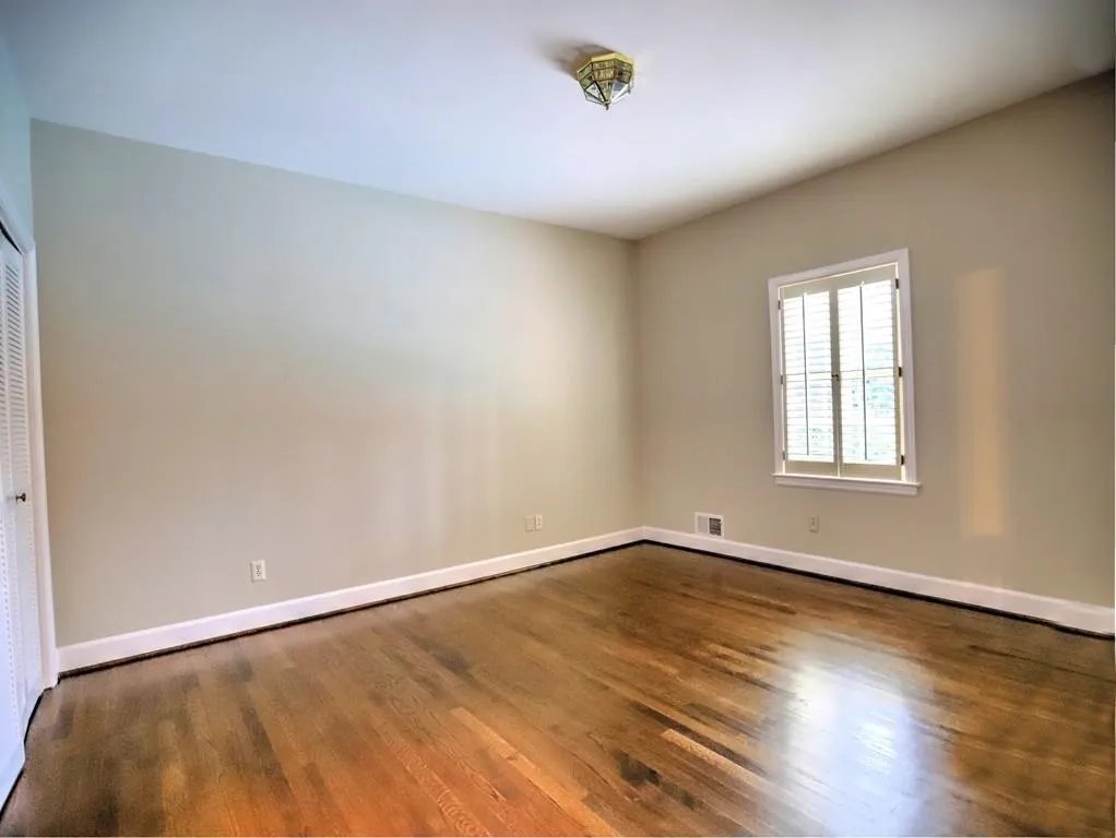 740 Old Post Road, Sandy Springs, Georgia 30328, 4 Bedrooms Bedrooms, ,3 BathroomsBathrooms,Residential,Sold,740 Old Post Road,6690067