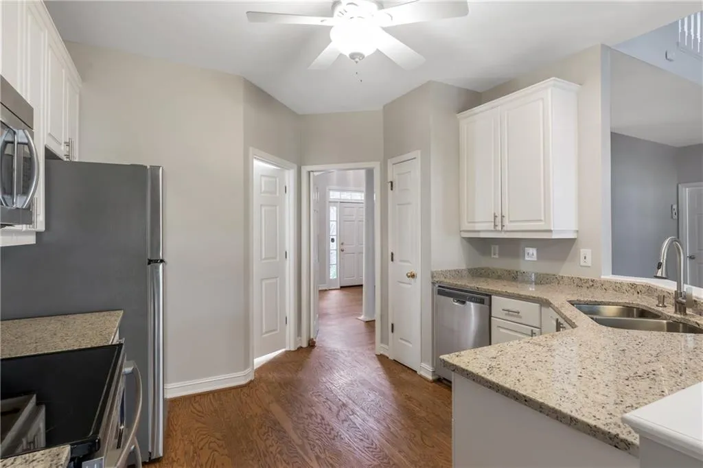 236 Spalding Gates Drive Ne, Sandy Springs, Georgia 30328, 4 Bedrooms Bedrooms, ,3 BathroomsBathrooms,Residential,Sold,236 Spalding Gates Drive Ne,6757054