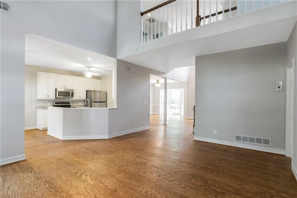 236 Spalding Gates Drive Ne, Sandy Springs, Georgia 30328, 4 Bedrooms Bedrooms, ,3 BathroomsBathrooms,Residential,Sold,236 Spalding Gates Drive Ne,6757054