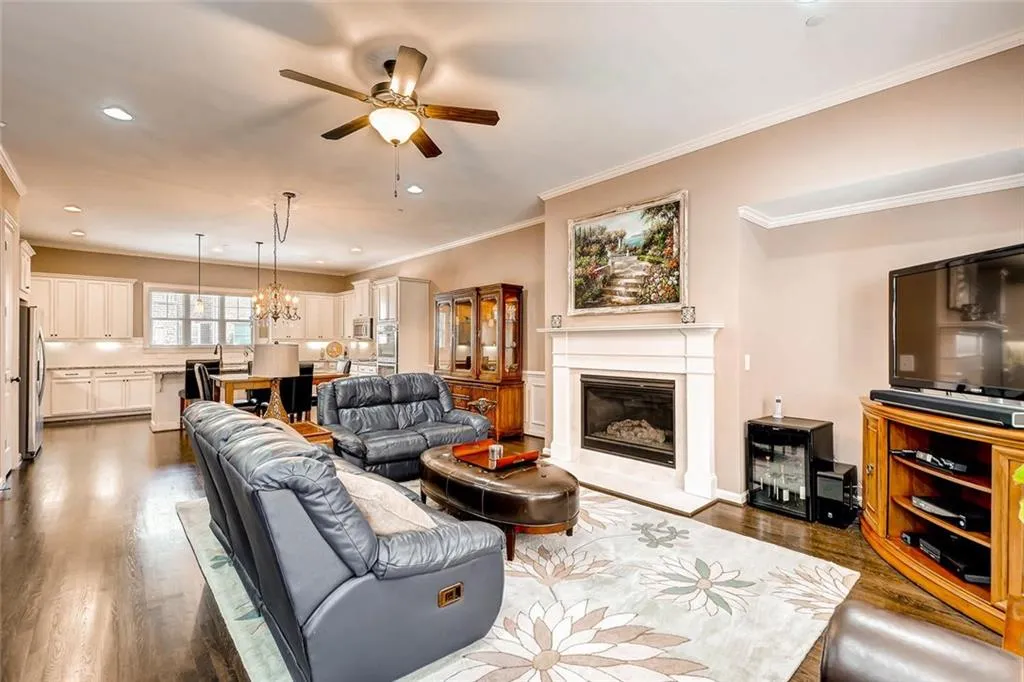 973 Thibideau Court, Sandy Springs, Georgia 30328, 3 Bedrooms Bedrooms, ,3 BathroomsBathrooms,Residential,Sold,973 Thibideau Court,5762241