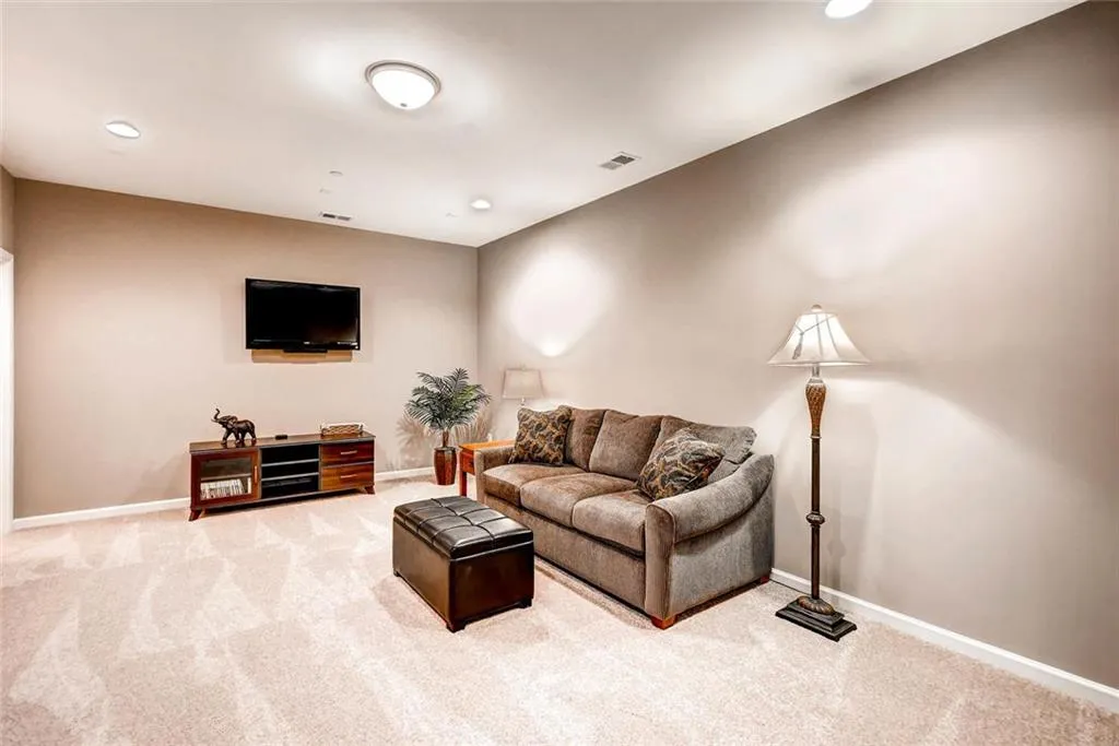 973 Thibideau Court, Sandy Springs, Georgia 30328, 3 Bedrooms Bedrooms, ,3 BathroomsBathrooms,Residential,Sold,973 Thibideau Court,5762241