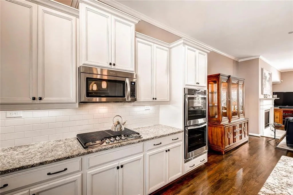 973 Thibideau Court, Sandy Springs, Georgia 30328, 3 Bedrooms Bedrooms, ,3 BathroomsBathrooms,Residential,Sold,973 Thibideau Court,5762241