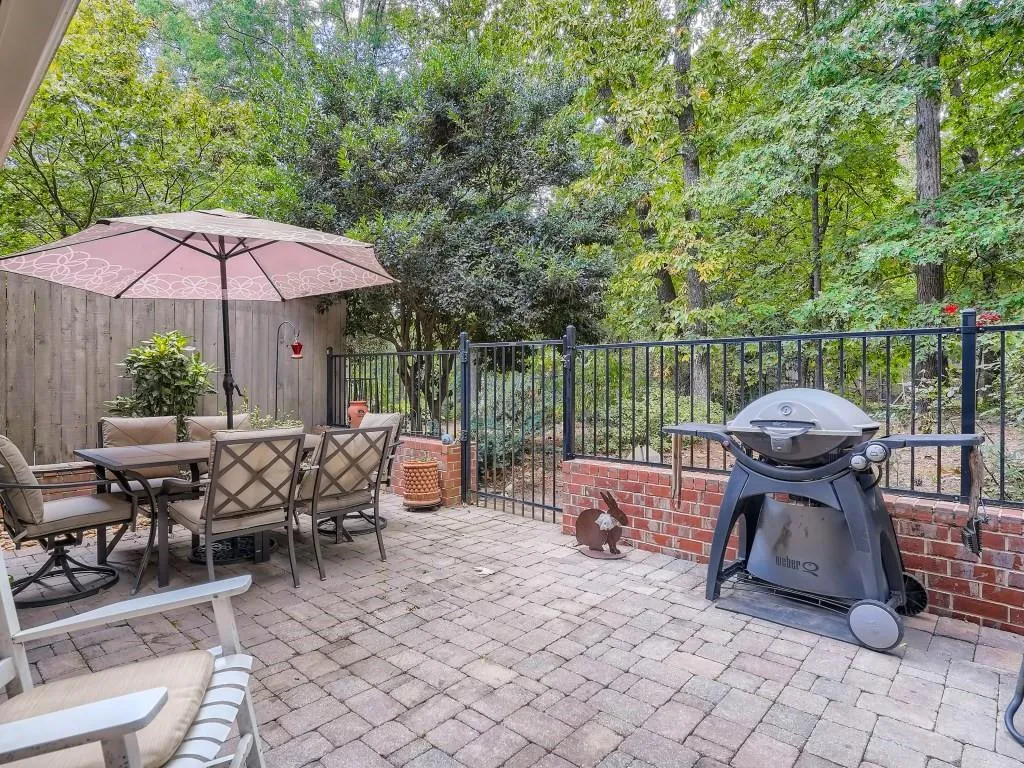 324 The Chace, Sandy Springs, Georgia 30328, 4 Bedrooms Bedrooms, ,3 BathroomsBathrooms,Residential,Sold,324 The Chace,7148810