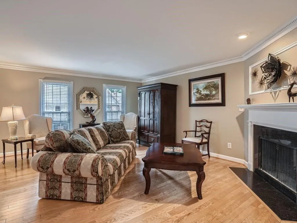 324 The Chace, Sandy Springs, Georgia 30328, 4 Bedrooms Bedrooms, ,3 BathroomsBathrooms,Residential,Sold,324 The Chace,7148810