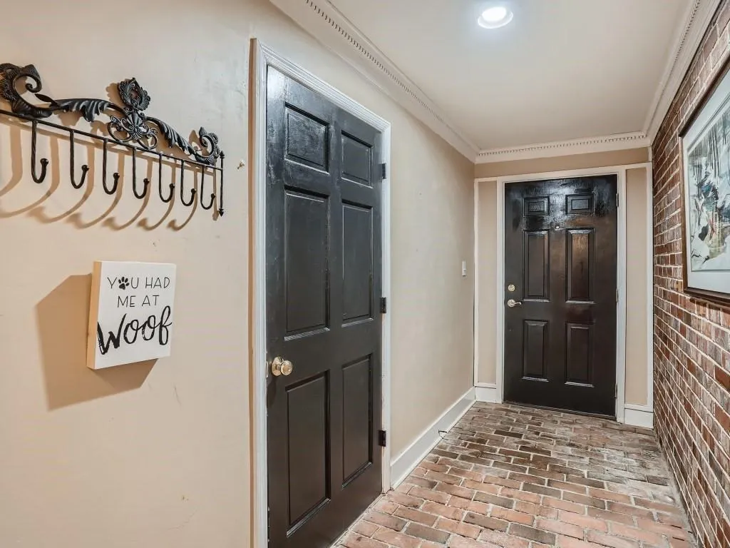 324 The Chace, Sandy Springs, Georgia 30328, 4 Bedrooms Bedrooms, ,3 BathroomsBathrooms,Residential,Sold,324 The Chace,7148810