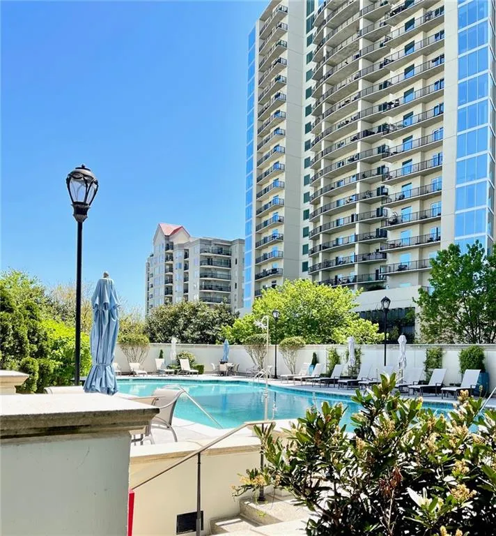195 14th Street Ne Unit 1507, Atlanta, Georgia 30309, 2 Bedrooms Bedrooms, ,2 BathroomsBathrooms,Residential,For Sale,195 14th Street Ne Unit 1507,7555805