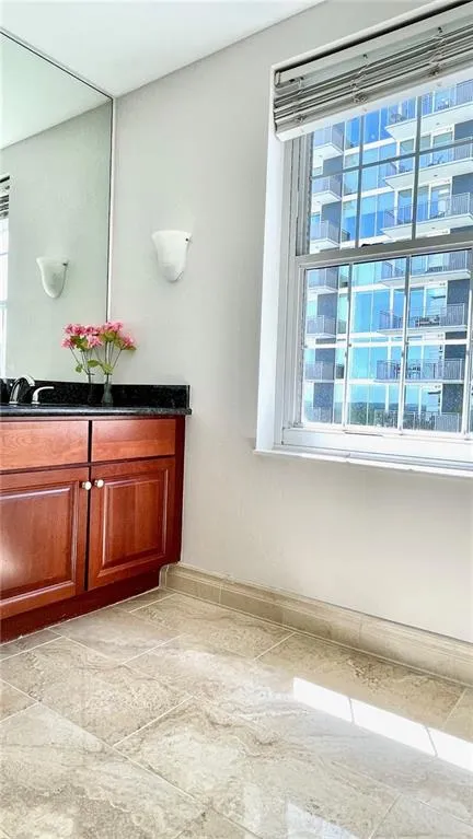 195 14th Street Ne Unit 1507, Atlanta, Georgia 30309, 2 Bedrooms Bedrooms, ,2 BathroomsBathrooms,Residential,For Sale,195 14th Street Ne Unit 1507,7555805