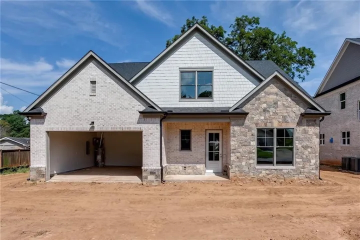11 Stonehedge Drive, Buford, Georgia 30518
