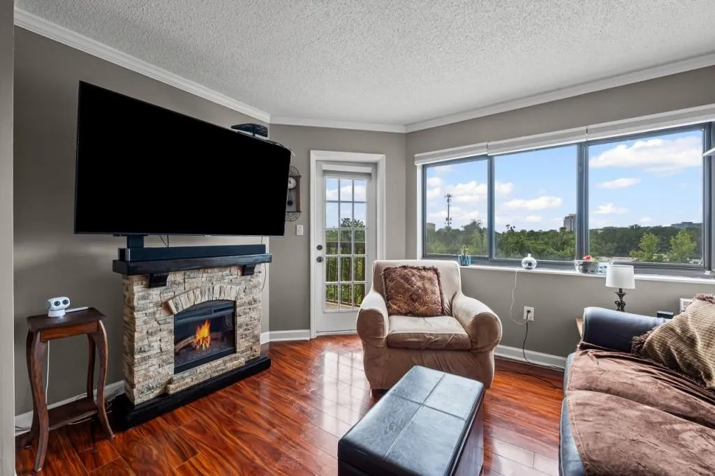 795 Hammond Drive Unit 606, Atlanta, Georgia 30328, 2 Bedrooms Bedrooms, ,1 BathroomBathrooms,Residential,For Sale,795 Hammond Drive Unit 606,7639679