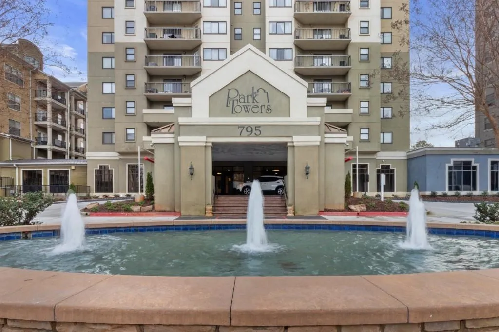 795 Hammond Drive Unit 606, Atlanta, Georgia 30328, 2 Bedrooms Bedrooms, ,1 BathroomBathrooms,Residential,For Sale,795 Hammond Drive Unit 606,7639679