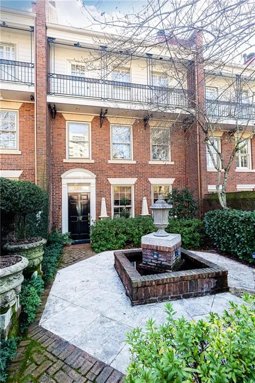 16 Muscogee Avenue Nw, Atlanta, Georgia 30305, 2 Bedrooms Bedrooms, ,2 BathroomsBathrooms,Residential,For Sale,16 Muscogee Avenue Nw,7688497