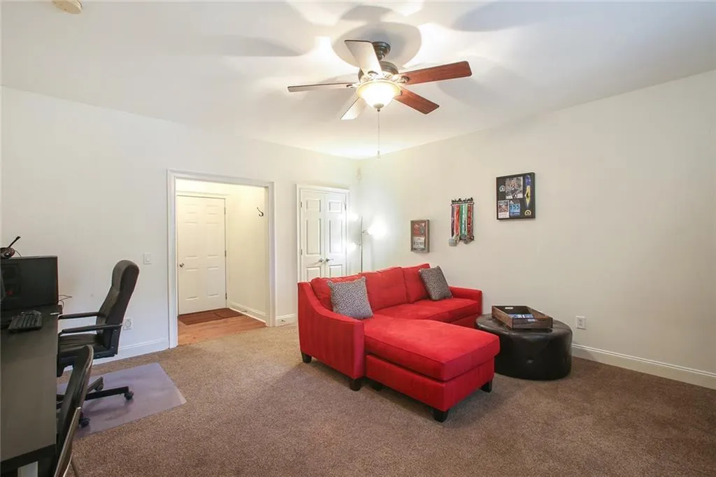 93 Chemin De Vie, Sandy Springs, Georgia 30342, 3 Bedrooms Bedrooms, ,3 BathroomsBathrooms,Residential,Sold,93 Chemin De Vie,5827512
