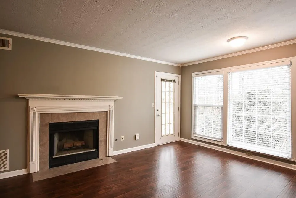 606 Gettysburg Place, Atlanta, Georgia 30350, 2 Bedrooms Bedrooms, ,2 BathroomsBathrooms,Residential,Sold,606 Gettysburg Place,5982699