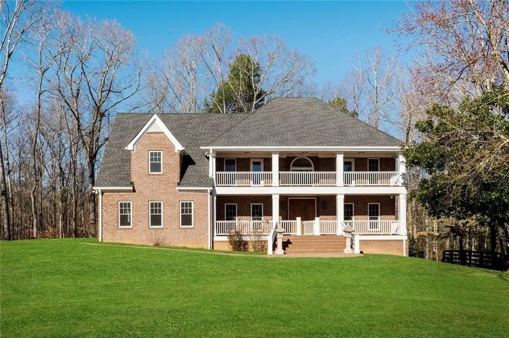 1040 Little River Way, Alpharetta, Georgia 30004, Alpharetta, GA 30004 — photo 1 of 84