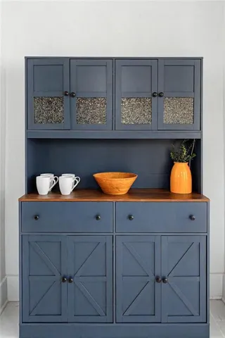 1170